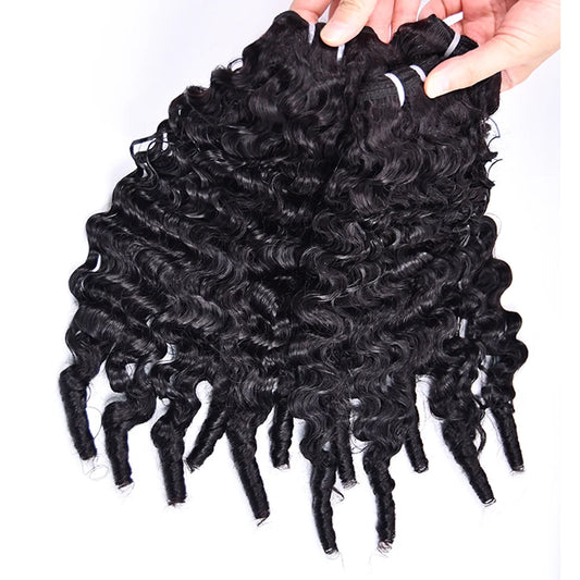 Tissage Noir Birman Bouclé – Virgin Hair dans des mains